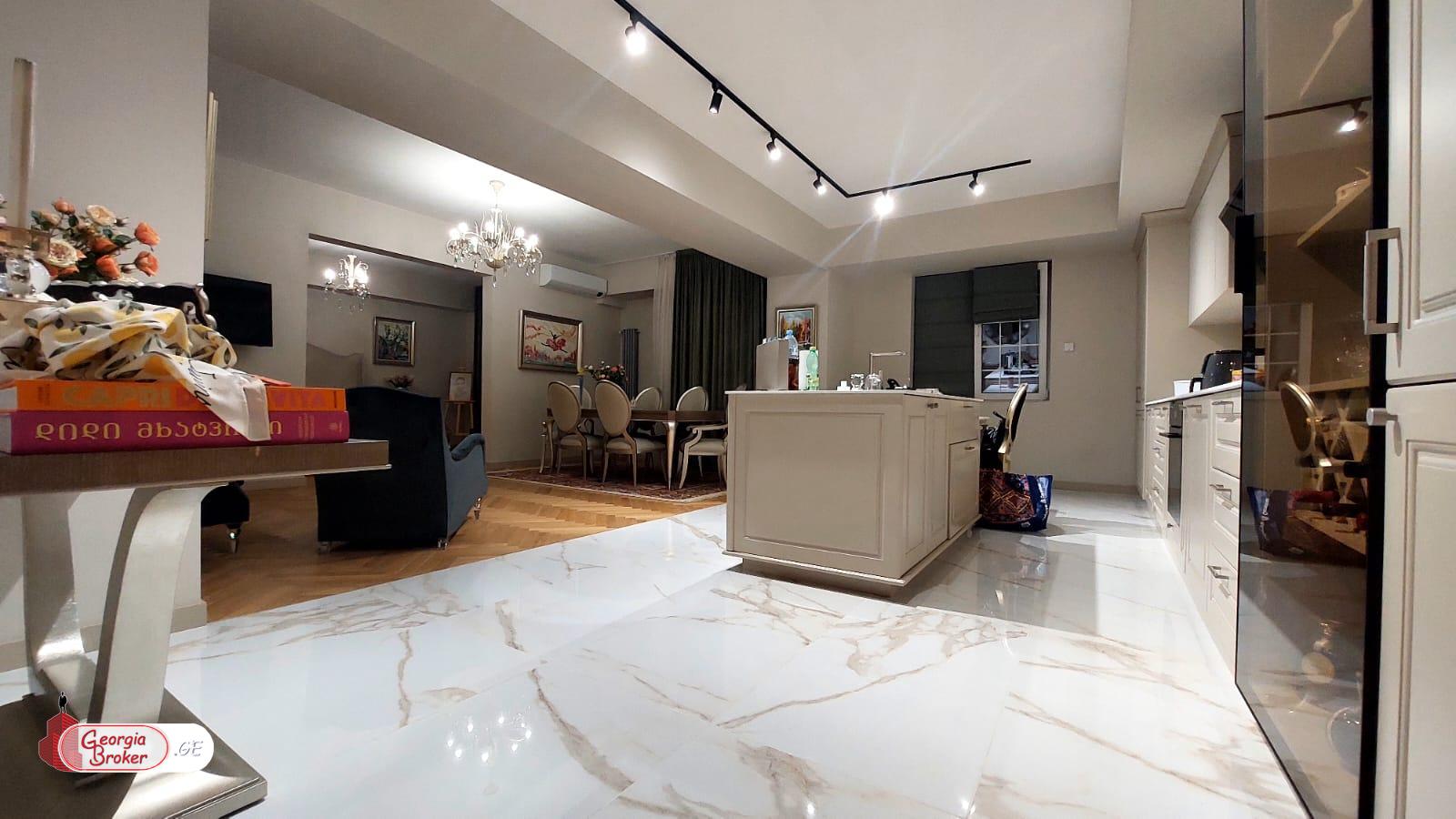 nearly repaired 2-room apartment for sale